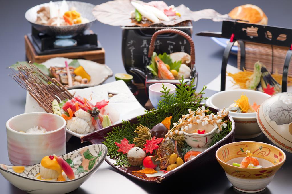 Kounkaku Hotel Nihonmatsu Bagian luar foto