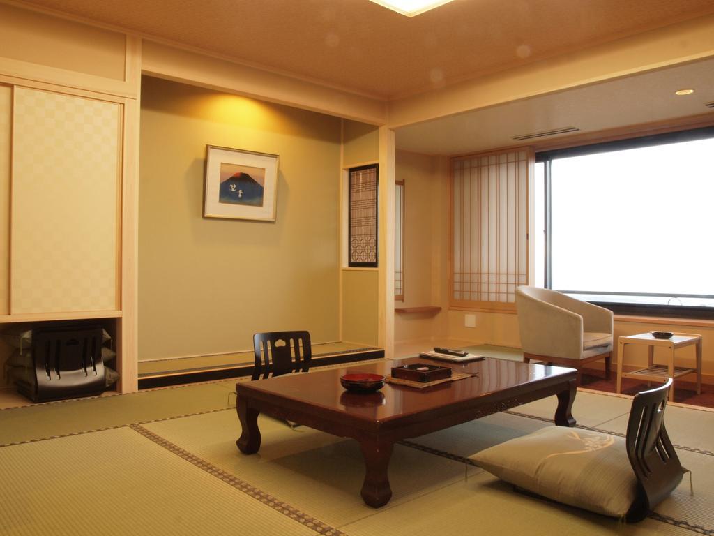 Kounkaku Hotel Nihonmatsu Bagian luar foto