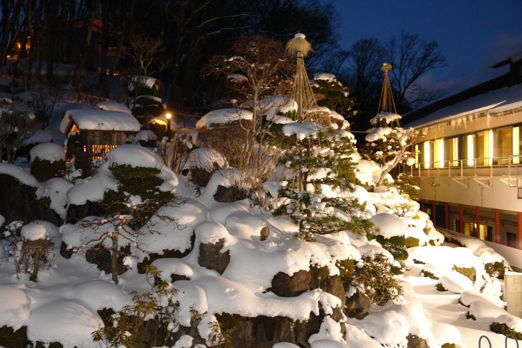 Kounkaku Hotel Nihonmatsu Bagian luar foto
